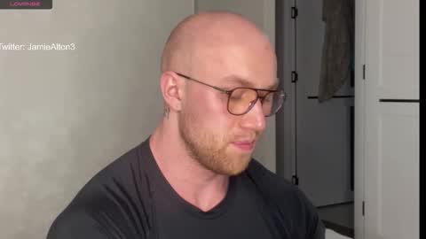 Wlademar online show from 11-17-25, 02:28