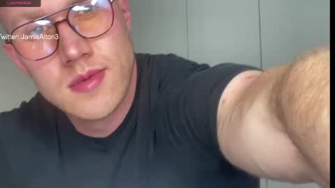 Wlademar online show from 04-21-26, 05:39