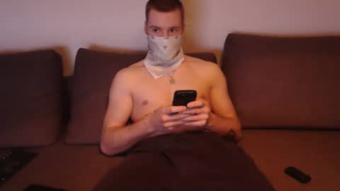 wolf021221 online show from 04-07-26, 08:37