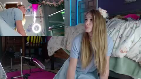 wolf_princess online show from 11-15-25, 02:20