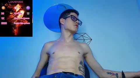  W O L F  online show from 02-05-26, 11:48