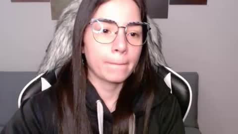 Alex online show from 11-12-25, 02:56