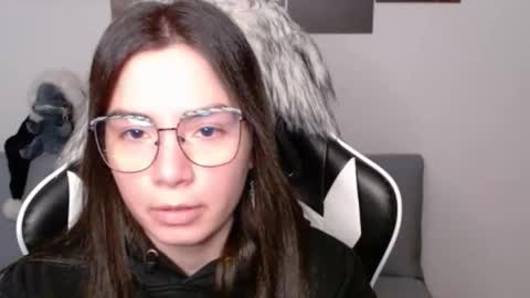 Alex online show from 12-04-25, 02:32