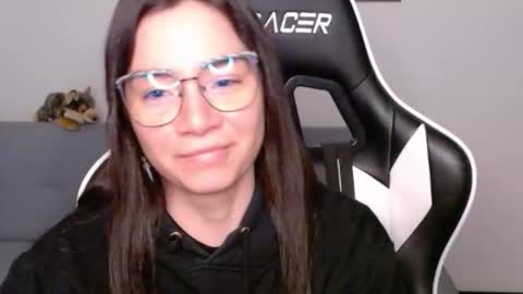 Alex online show from 03-31-26, 01:40