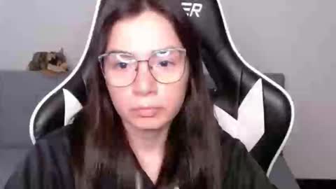 Alex online show from 04-09-26, 02:55