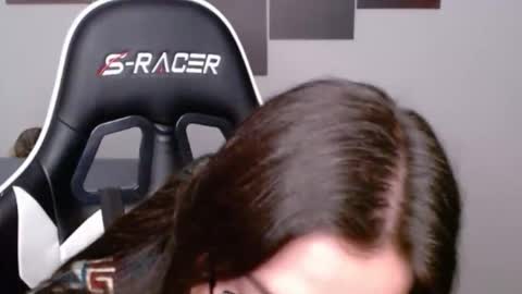 Alex online show from 04-21-26, 02:51