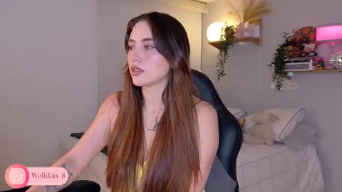   online show from 10-01-25, 03:23