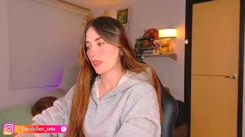   online show from 07-22-26, 03:42