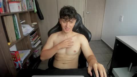 Snapshot of wolker_allan chatting on 01-09-26, 02:31 wolker_allan online show from 01-09-26, 02:31