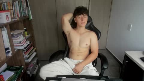 Snapshot of wolker_allan chatting on 02-04-26, 02:12 wolker_allan online show from 02-04-26, 02:12