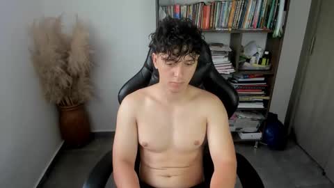 Snapshot of wolker_allan chatting on 02-07-26, 01:37 wolker_allan online show from 02-07-26, 01:37