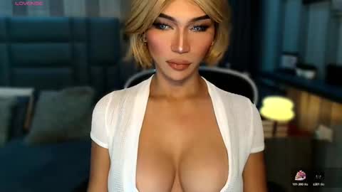 Julia online show from 02-03-26, 01:59