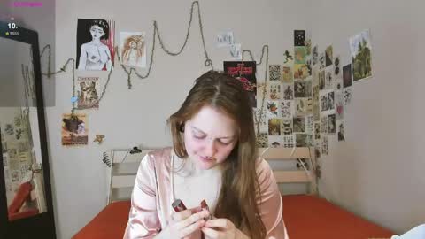 Snapshot of wonderconnie chatting on 05-13-26, 02:53 wonderconnie online show from 05-13-26, 02:53