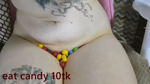 Snapshot of wonderconnie chatting on 05-20-26, 04:29 wonderconnie online show from 05-20-26, 04:29