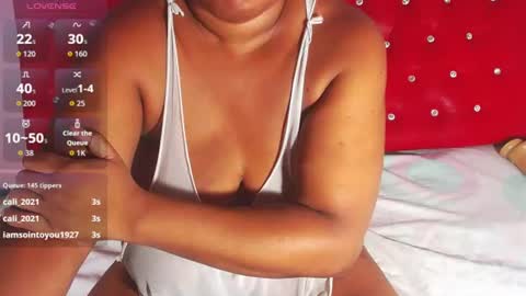 Snapshot of wonderfuldiana chatting on 06-15-26, 10:50 online show from 06-15-26, 10:50