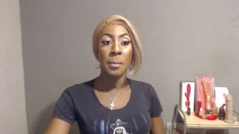 SHENIEL RODRIGUEZ online show from 03-19-26, 02:37