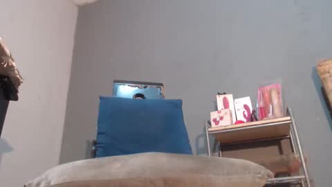 Snapshot of wonderfullight chatting on 05-01-26, 04:39 SHENIEL RODRIGUEZ online show from 05-01-26, 04:39