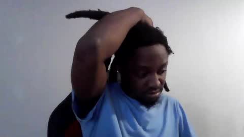 Snapshot of woodpipe69 chatting on 01-01-25, 04:39 Woodpipe69 online show from 01-01-25, 04:39