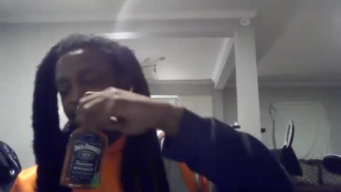 Snapshot of woodpipe69 chatting on 01-02-25, 05:14 Woodpipe69 online show from 01-02-25, 05:14