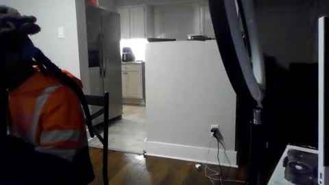 Snapshot of woodpipe69 chatting on 01-25-25, 12:37 Woodpipe69 online show from 01-25-25, 12:37