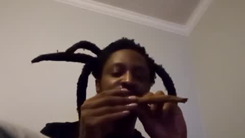 Snapshot of woodpipe69 chatting on 01-28-25, 10:01 Woodpipe69 online show from 01-28-25, 10:01