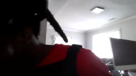 Snapshot of woodpipe69 chatting on 02-20-25, 10:48 Woodpipe69 online show from 02-20-25, 10:48