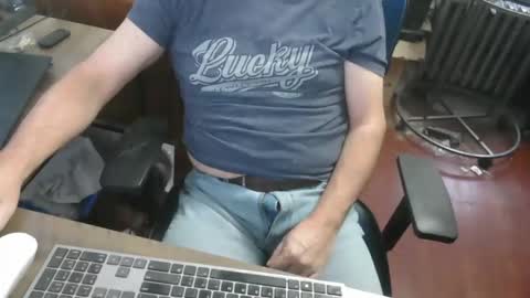 woodworker6473 online show from 03-03-26, 02:12