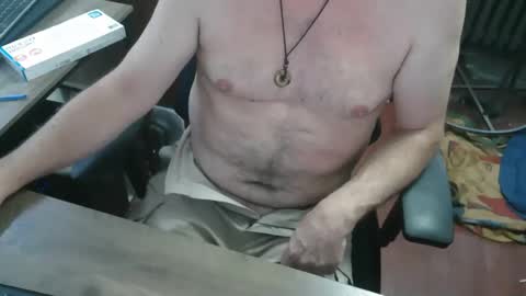 woodworker6473 online show from 06-06-26, 10:47