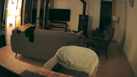 Snapshot of woodwurm chatting on 11-07-25, 03:28 woodwurm and Snoeske online show from 11-07-25, 03:28