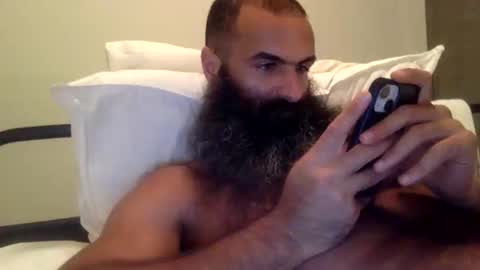 woof_wolf37 online show from 02-08-26, 03:21