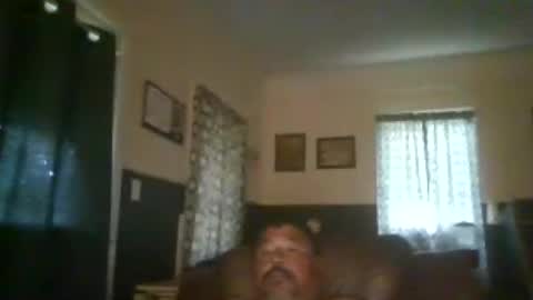 Snapshot of woperator12 chatting on 06-20-26, 11:35 woperator12 online show from 06-20-26, 11:35