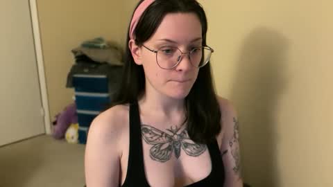 Snapshot of worship_lucina chatting on 01-28-25, 12:15 Lucina online show from 01-28-25, 12:15