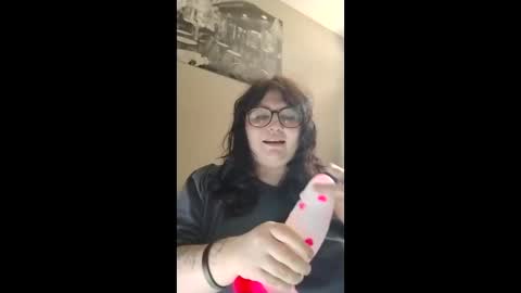 Clementine  online show from 04-28-26, 08:14