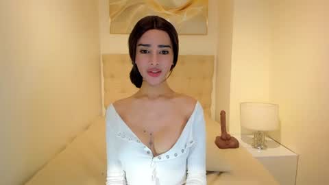 Lily online show from 07-15-26, 05:12
