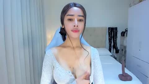 Lily online show from 08-03-26, 02:32