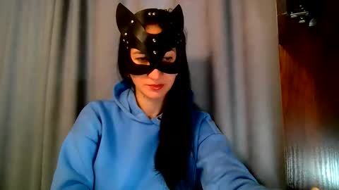 wow_dream_girl_ online show from 09-19-25, 06:15