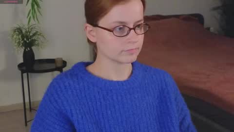 Rebecy online show from 09-30-25, 01:38