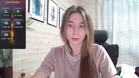 Snapshot of wow_porno_ chatting on 11-27-25, 01:24 Anna online show from 11-27-25, 01:24