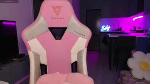 Emi online show from 10-29-25, 08:10