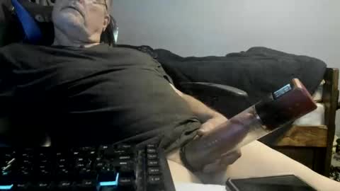 wowsers2022 online show from 11-25-25, 04:34