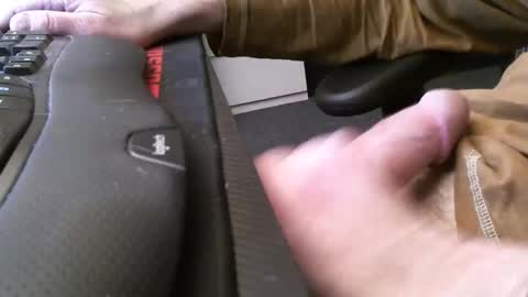 Snapshot of wrangleat0r chatting on 12-18-25, 05:24 wrangleat0r online show from 12-18-25, 05:24