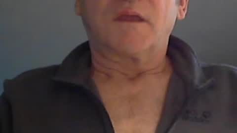 Snapshot of wuki123 chatting on 12-16-24, 02:05 Wuki online show from 12-16-24, 02:05