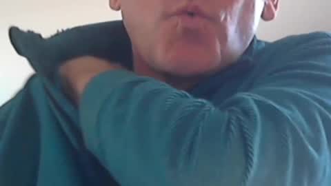 Snapshot of wuki123 chatting on 01-22-25, 01:53 Wuki online show from 01-22-25, 01:53