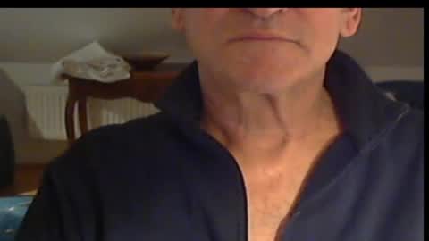 Snapshot of wuki123 chatting on 02-10-25, 10:30 Wuki online show from 02-10-25, 10:30