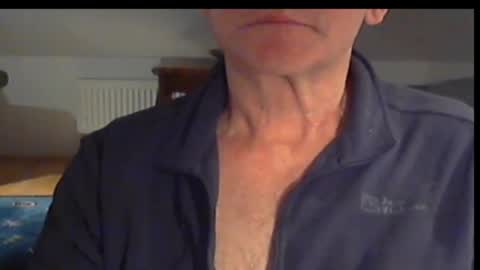 Snapshot of wuki123 chatting on 03-06-25, 09:42 Wuki online show from 03-06-25, 09:42