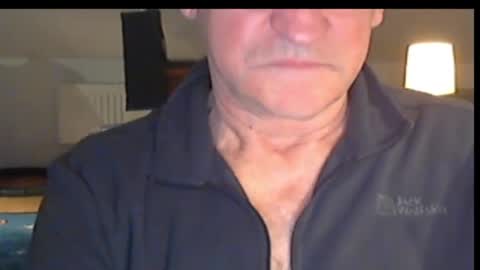 Snapshot of wuki123 chatting on 03-08-25, 10:02 Wuki online show from 03-08-25, 10:02