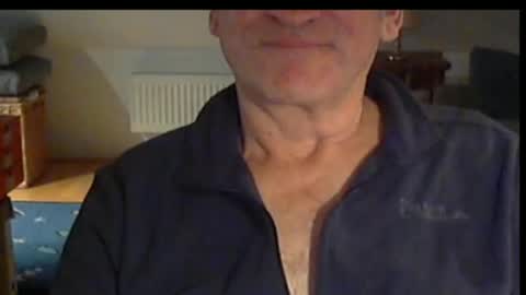 Snapshot of wuki123 chatting on 10-28-25, 09:06 Wuki online show from 10-28-25, 09:06