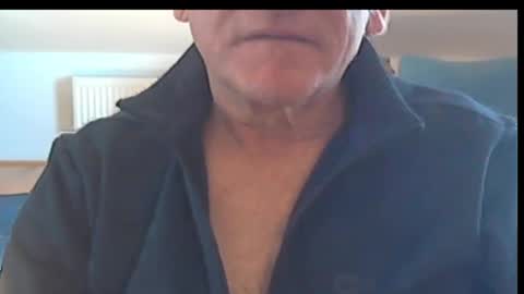 Snapshot of wuki123 chatting on 03-03-26, 12:44 Wuki online show from 03-03-26, 12:44