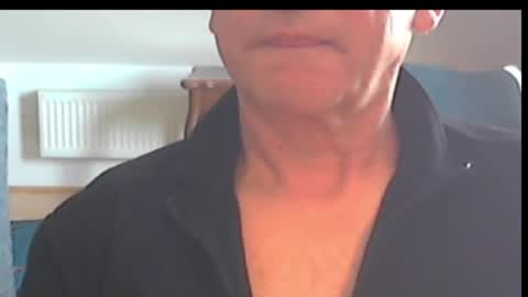 Snapshot of wuki123 chatting on 04-02-26, 03:20 Wuki online show from 04-02-26, 03:20