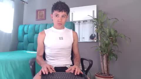 Snapshot of wyatt_444 chatting on 01-23-25, 07:51 wyatt online show from 01-23-25, 07:51